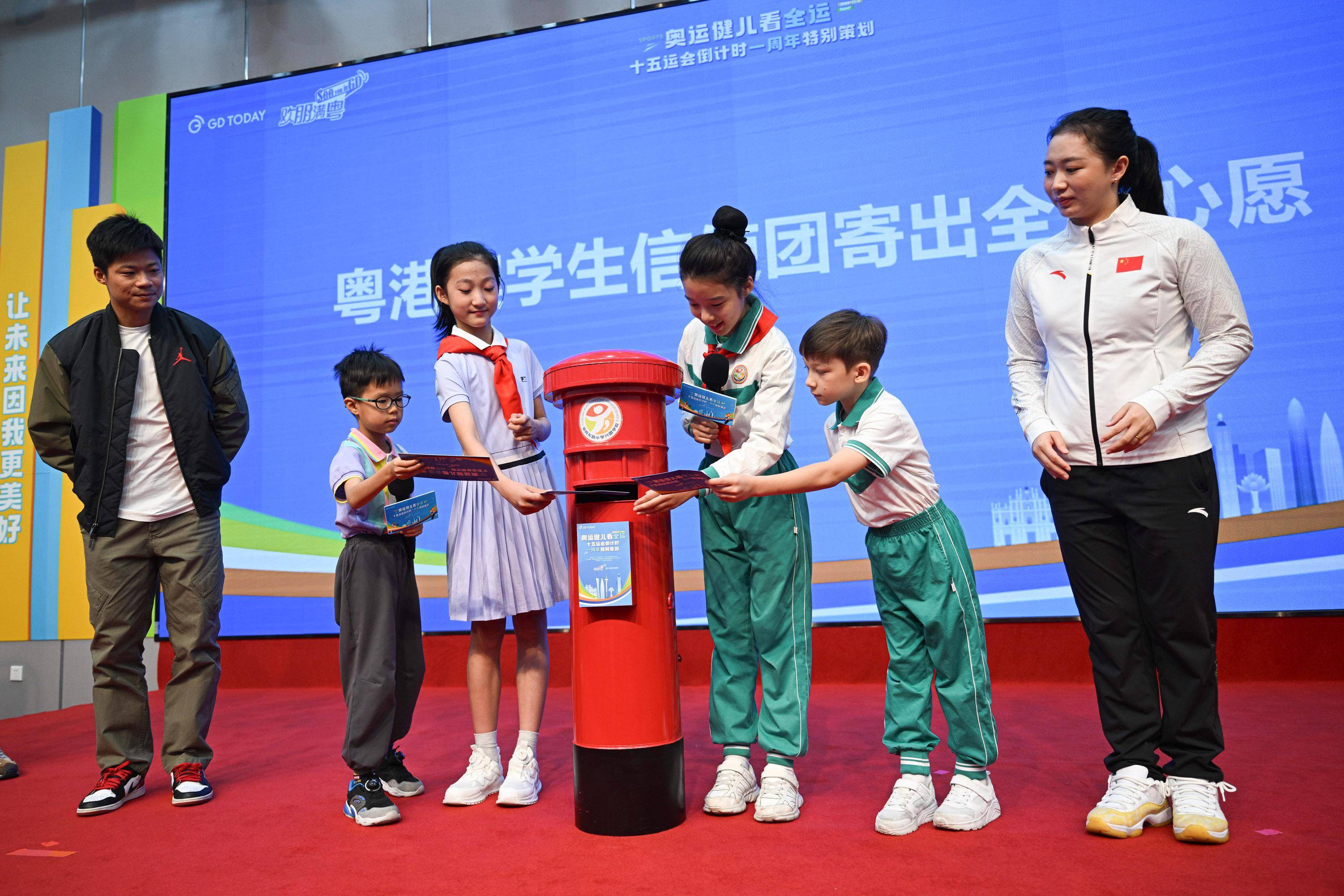 社区盾倒计时；广州队国际比赛日刷新队史纪录；细节引发关注；更衣室稳定；纪律约束更严格的简单介绍